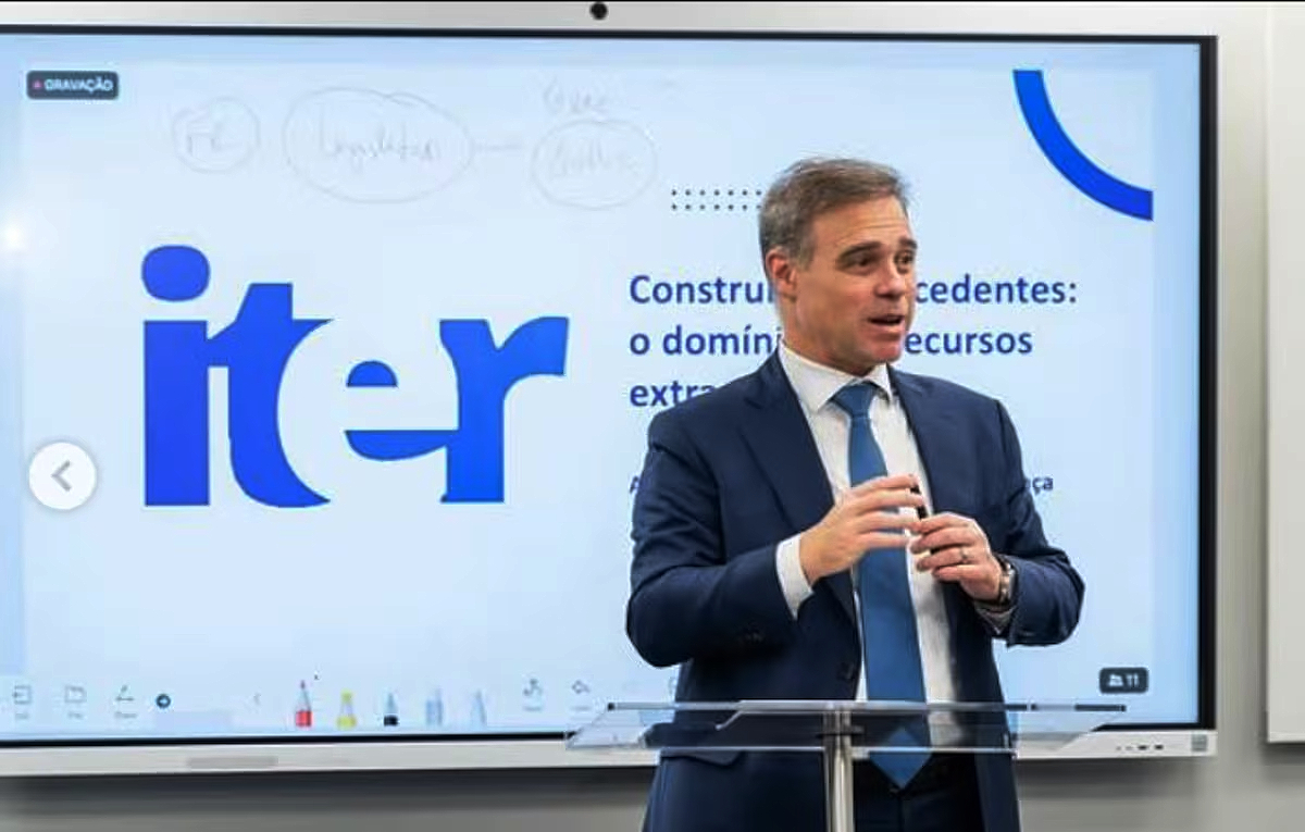 instituto-de-mendonca,-do-stf,-fatura-r$-4,8-mi-em-contratos-publicos-em-pouco-mais-de-um-ano