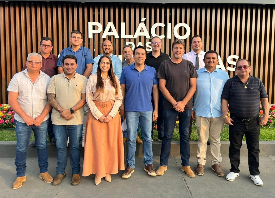 camara-de-hidrolandia-reforca-parceria-com-ze-delio