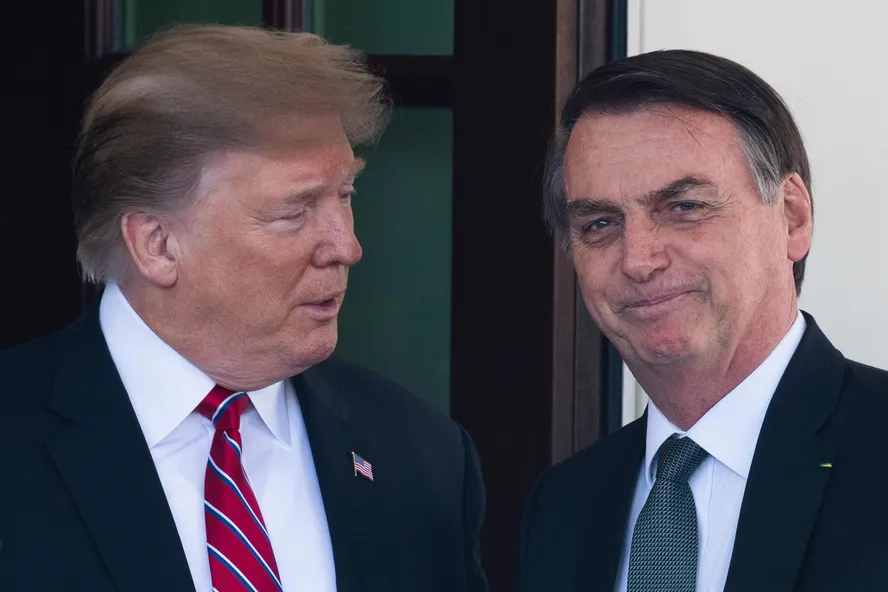 bolsonaro-foi-o-bode-que-trump-colocou-na-sala
