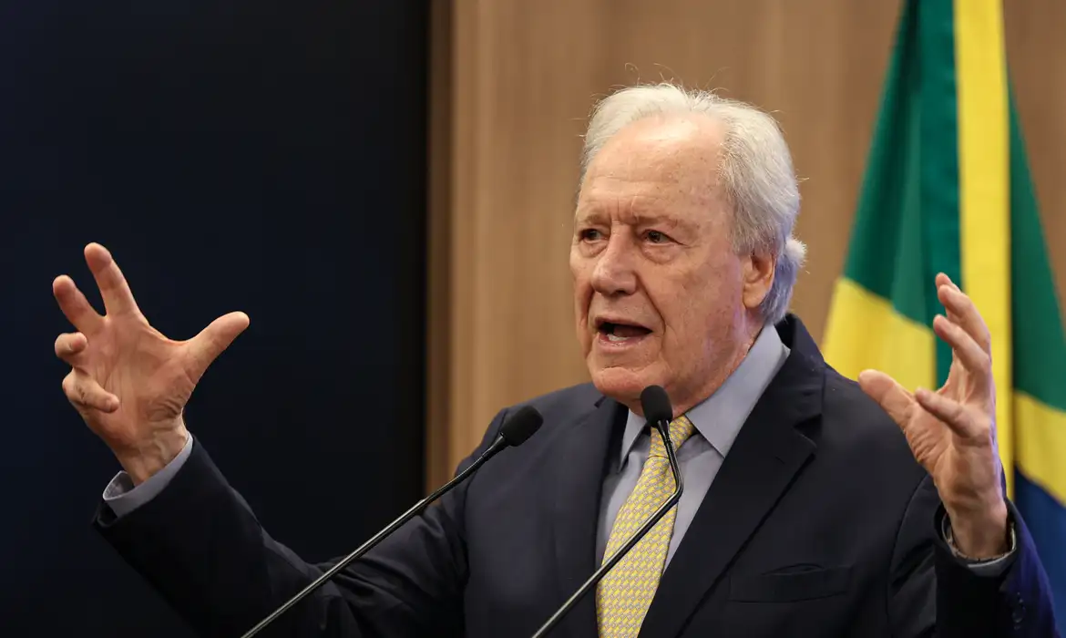 lewandowski:-lula-esta-esperancoso-com-aprovacao-da-pec-da-seguranca-publica