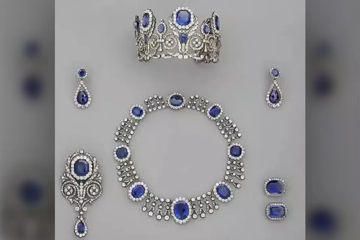 joias-do-louvre-continuam-desaparecidas-10-dias-apos-roubo,-diz-procuradora