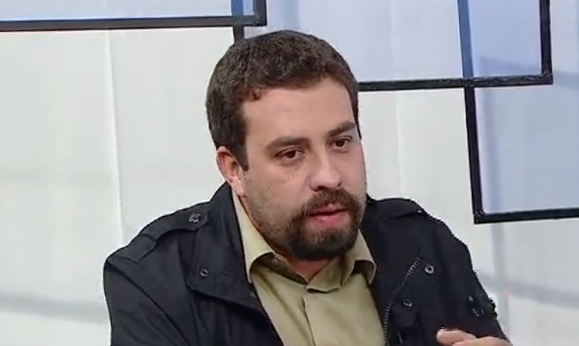 “cabeca-do-crime-organizado-nao-esta-no-barraco-da-favela”,-diz-boulos