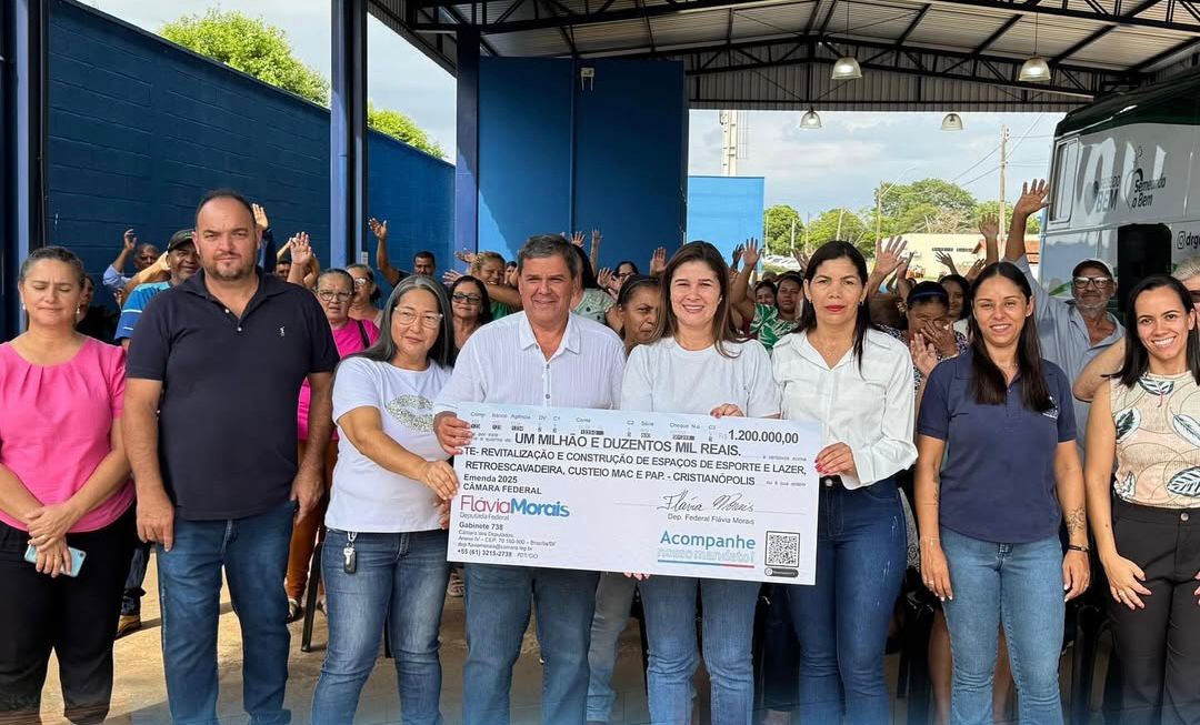 juliana-da-farmacia-recebe-o-programa-saude-em-movimento-em-cristianopolis