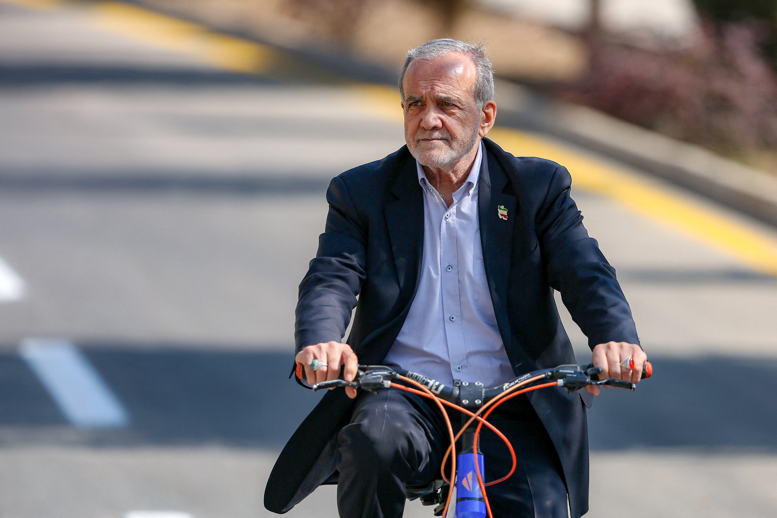 ira-diz-que-reconstruira-instalacoes-nucleares-destruidas-por-israel-e-eua