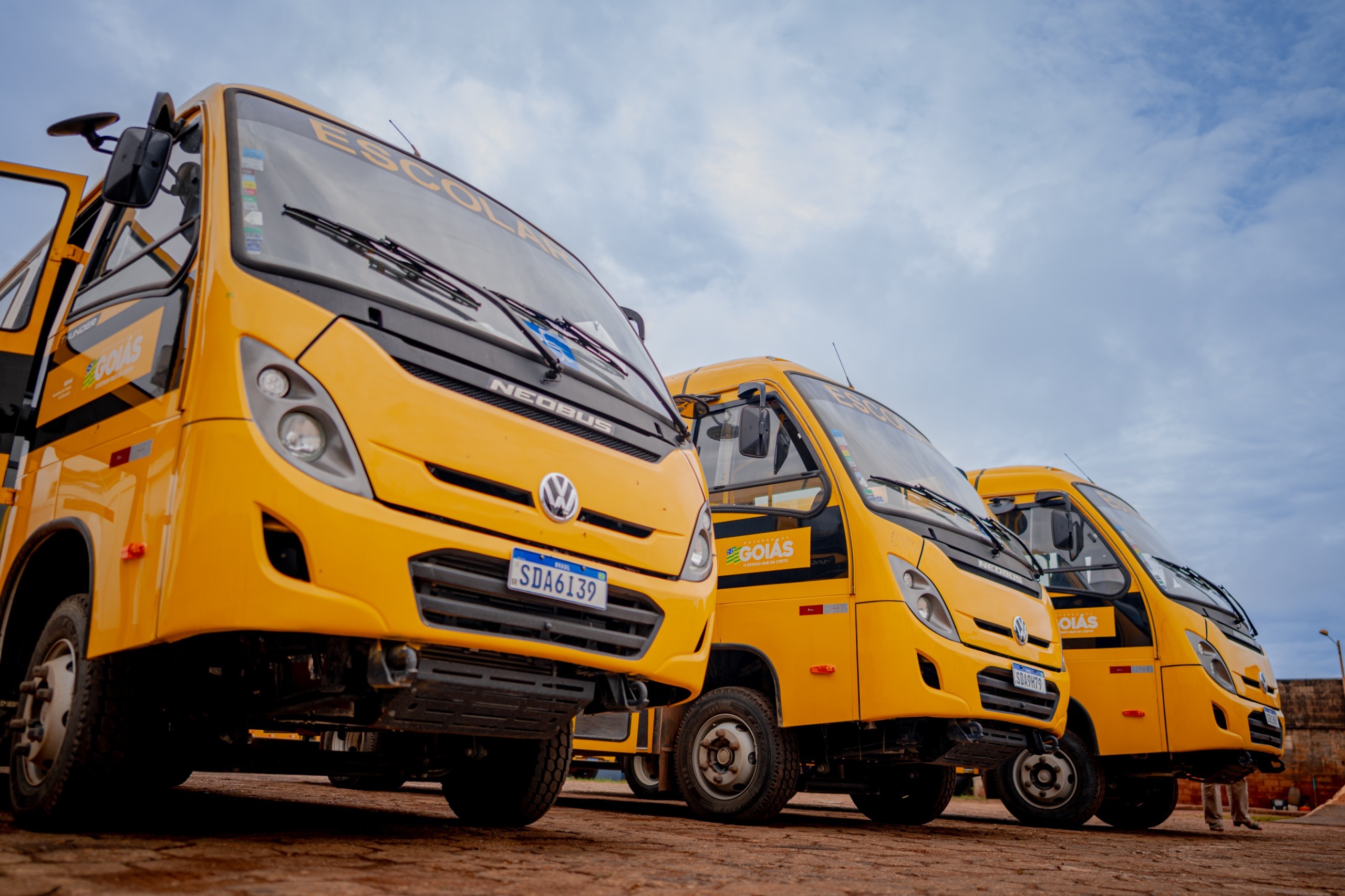 prefeitura-de-anapolis-reforca-transporte-escolar-com-tres-novos-micro-onibus