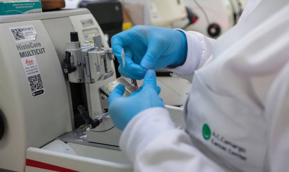 cancer-de-prostata:-atendimento-aumenta-32%-em-homens-com-ate-49-anos