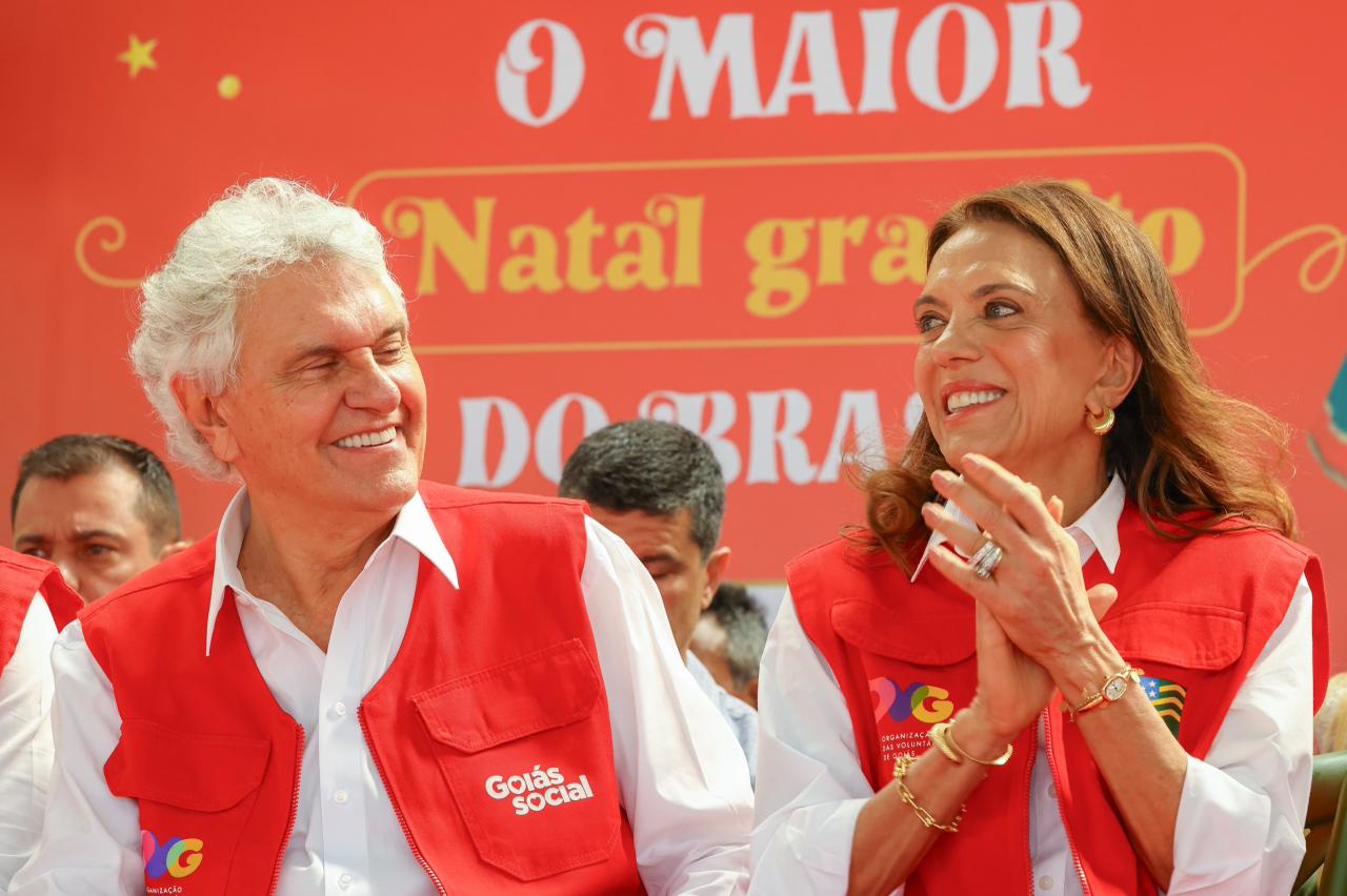 caiado-e-gracinha-iniciam-entrega-de-665-mil-brinquedos-para-todo-o-estado