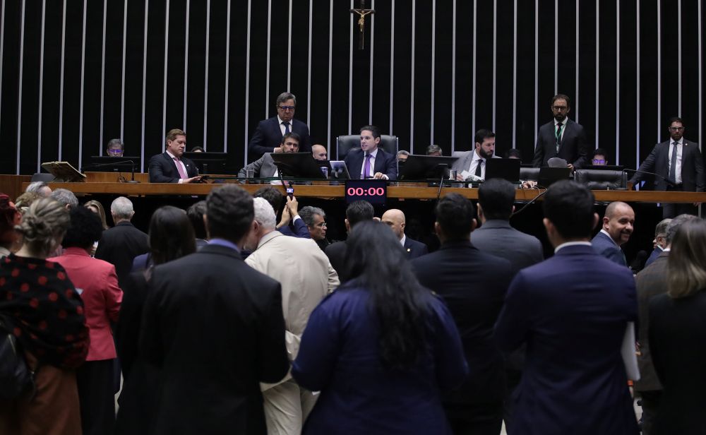 camara-aprova-projeto-que-restringe-desapropriacao-de-terras-para-reforma-agraria
