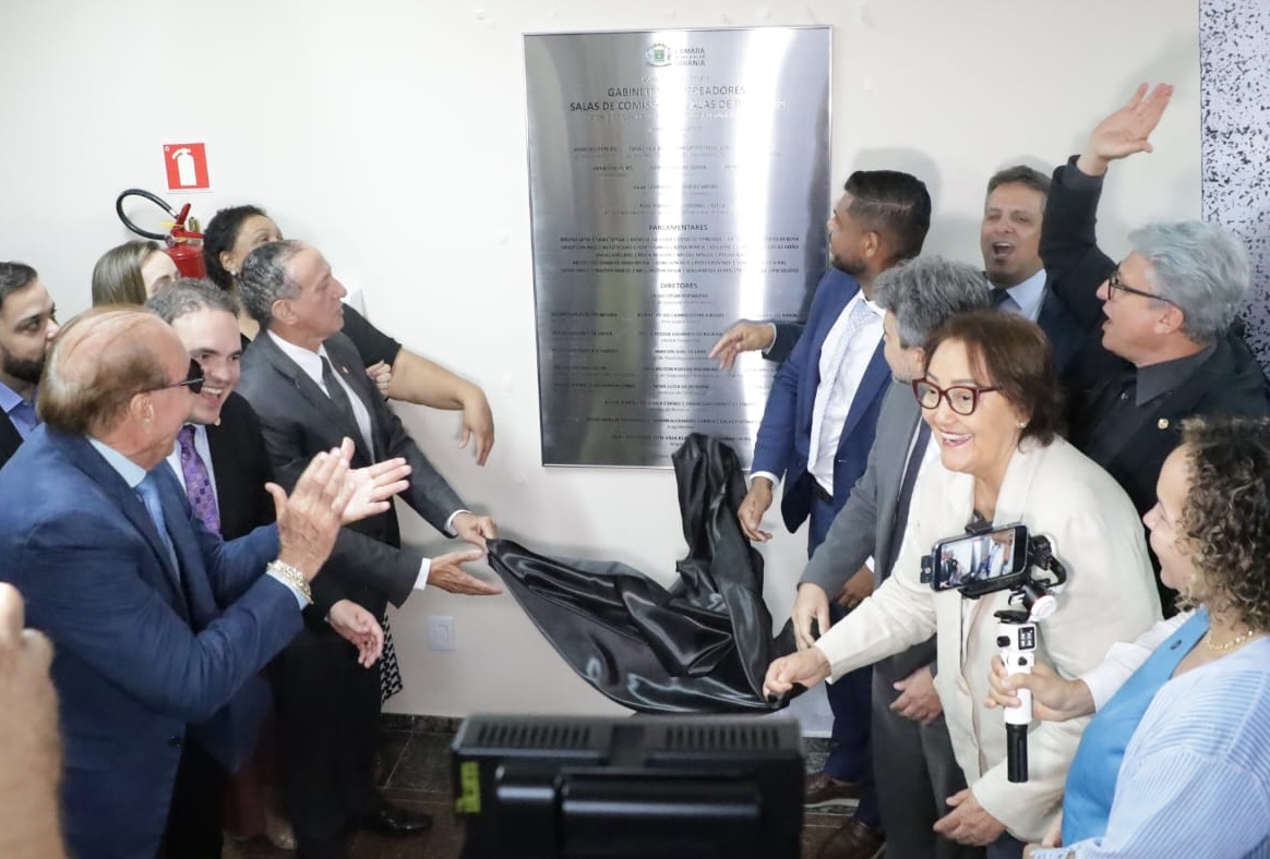 policarpo-e-vereadores-inauguram-ampliacao-da-sede-da-camara-de-goiania