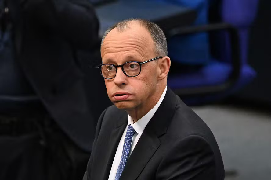 declaracao-de-merz-sobre-cop30-expoe-polarizacao-politica-e-falhas-na-organizacao-do-evento