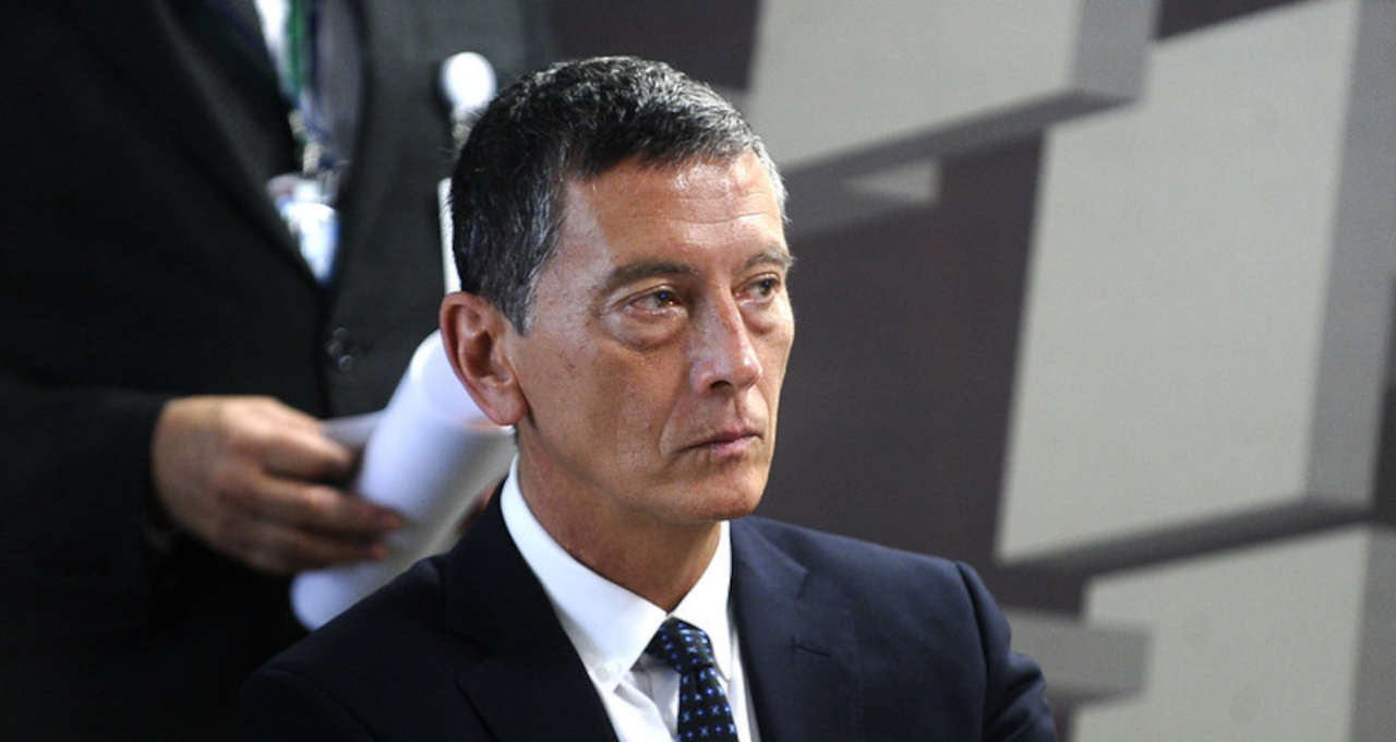 ha-risco-de-crise-financeira-global-por-meio-da-bolha-de-ia-nos-eua,-diz-ex-bc