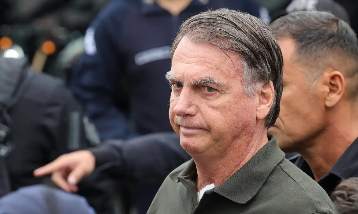 bolsonaro-e-preso-preventivamente-em-brasilia-e-levado-para-sede-da-pf