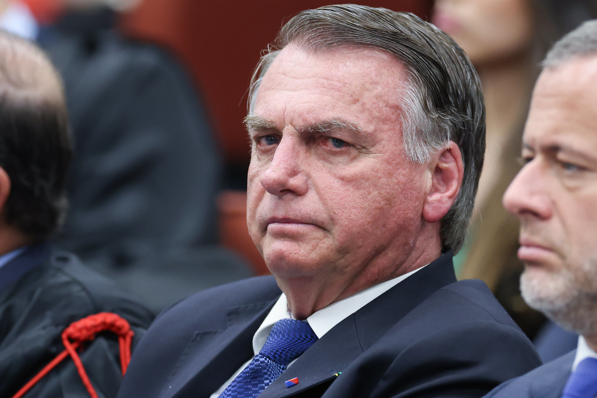 governo-ve-desgaste-de-bolsonaro,-impacto-no-congresso-e-pressao-da-oposicao-por-anistia