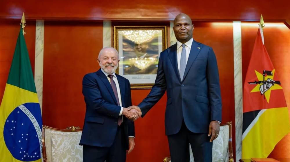 lula-assina-acordos-de-cooperacao-entre-brasil-e-mocambique