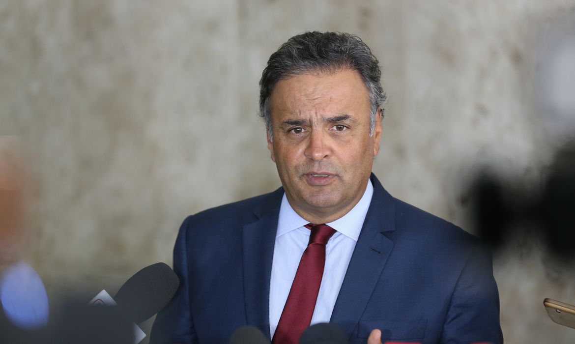 aecio-neves-volta-ao-comando-do-psdb-criticando-polarizacao-e-lava-jato,-da-qual-foi-alvo