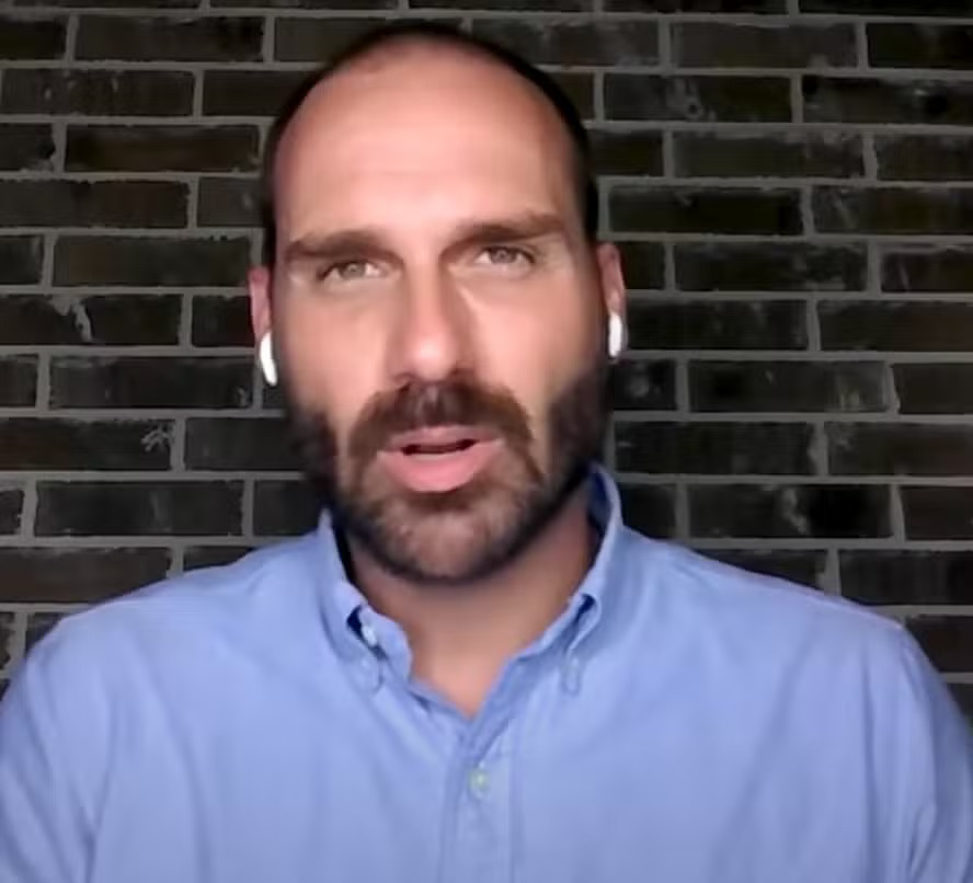 alcolumbre-anula-voto-de-eduardo-bolsonaro-e-classifica-ato-como-‘irregular’