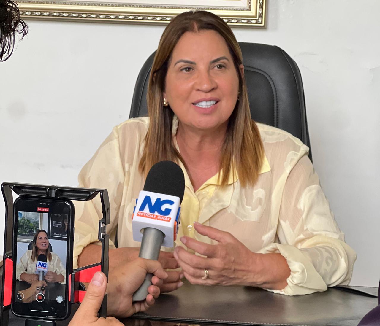 professora-lenizia:-“assumi-piracanjuba-com-r$-49-milhoes-em-dividas”