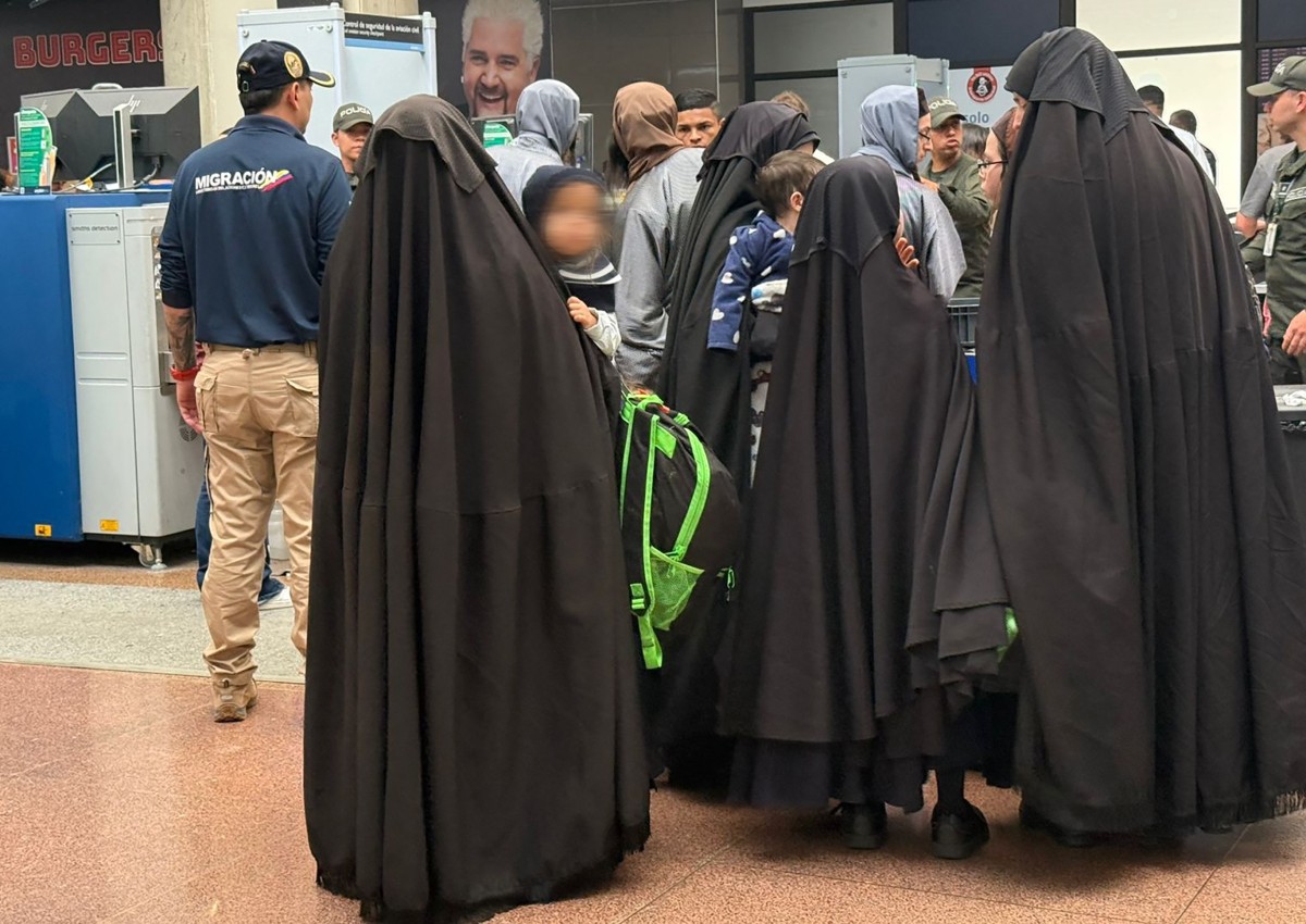 colombia-expulsa-membros-de-seita-judaica-e-os-entrega-a-autoridades-dos-eua