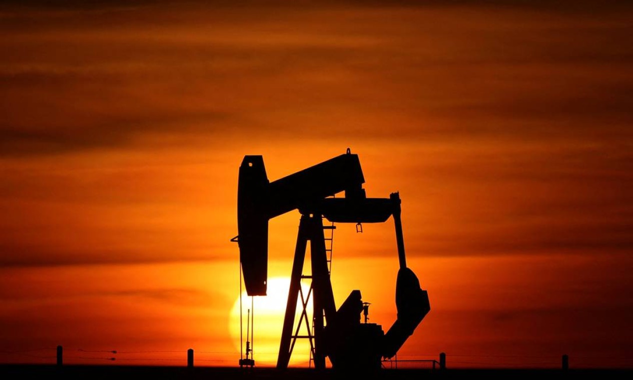 petroleo-sobe-apos-falta-de-progresso-entre-moscou-e-kiev