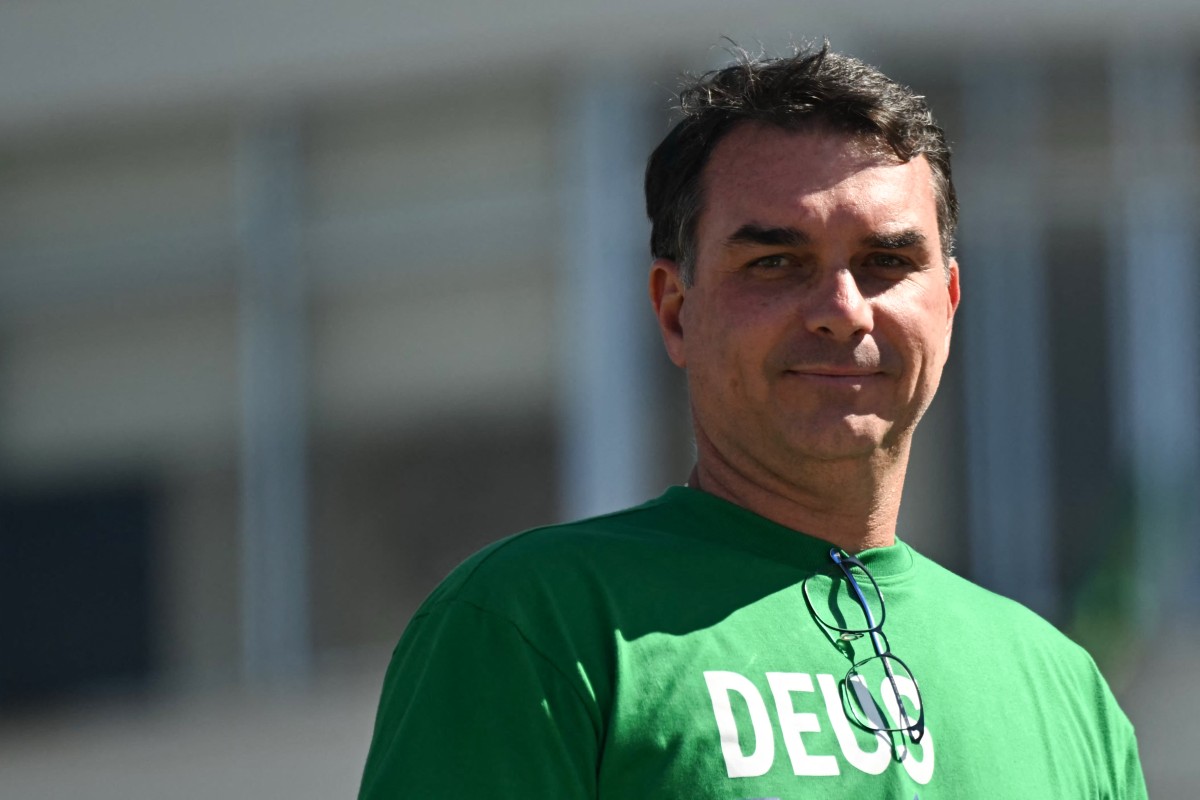 flavio-bolsonaro-tem-pior-desempenho-contra-lula-entre-nomes-de-direita,-mostra-pesquisa