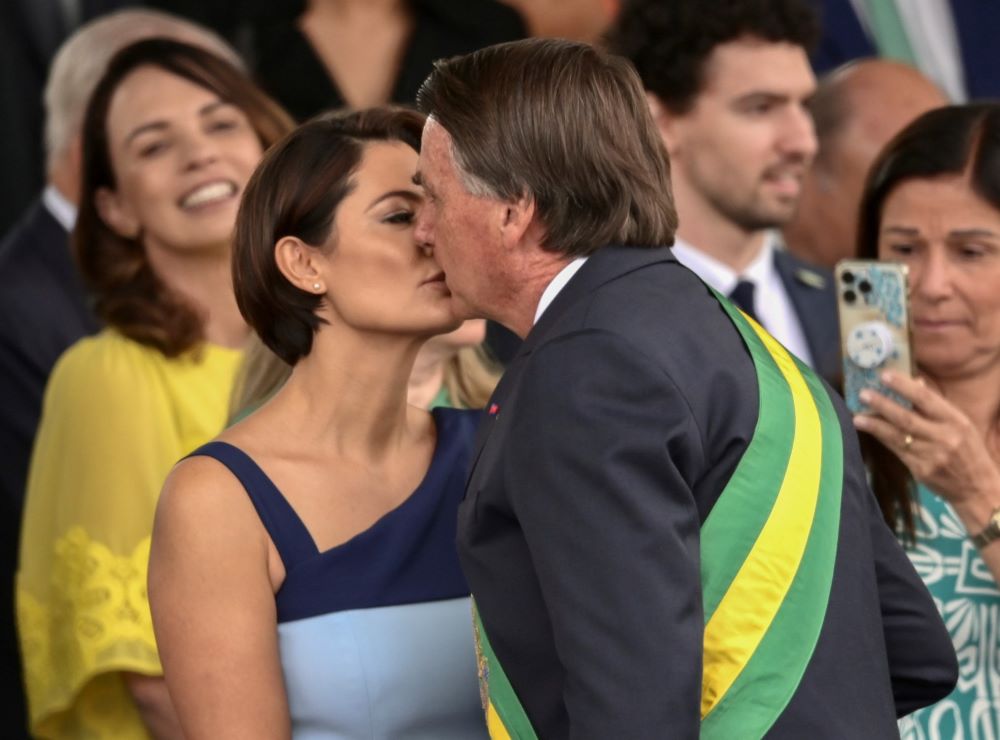michelle-foi-quem-mais-visitou-bolsonaro-na-pf-desde-a-prisao