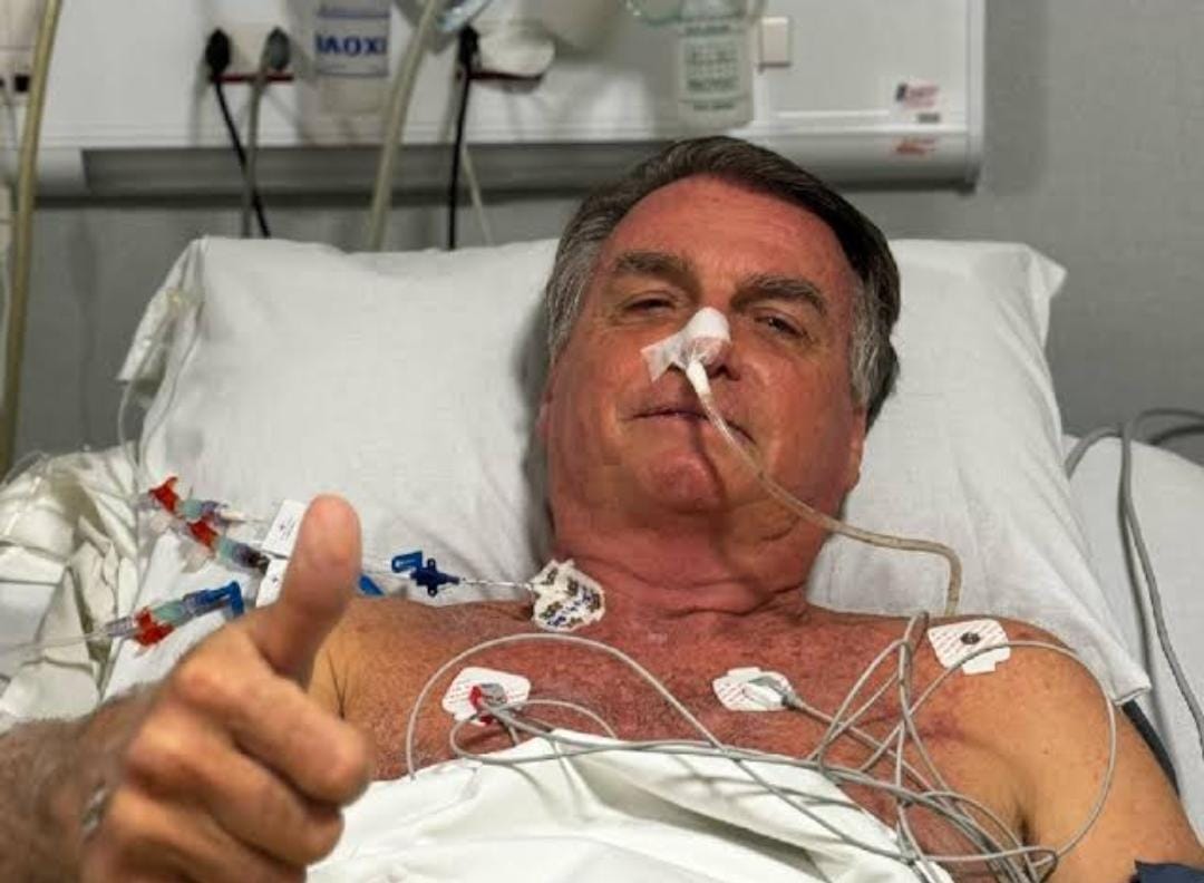 defesa-pede-que-bolsonaro-deixe-prisao-para-ser-operado-por-piora-de-saude