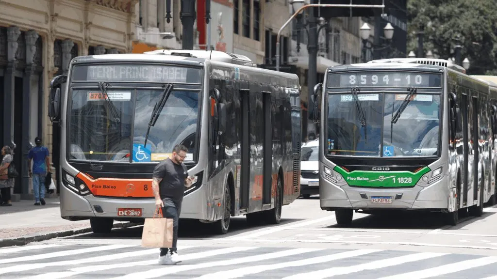 vereadora-aliada-de-nunes-propoe-cpi-sobre-paralisacao-de-onibus