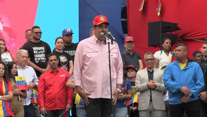 maduro-canta-‘don’t-worry,-be-happy’-em-meio-a-tensao-com-eua
