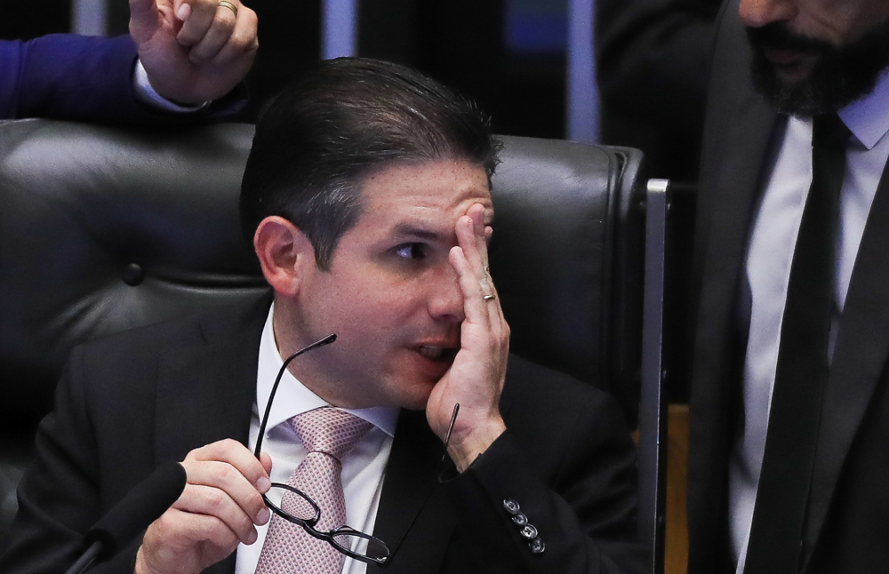 motta-aguarda-assessoria-juridica-da-camara-para-definir-posse-de-suplente-de-zambelli