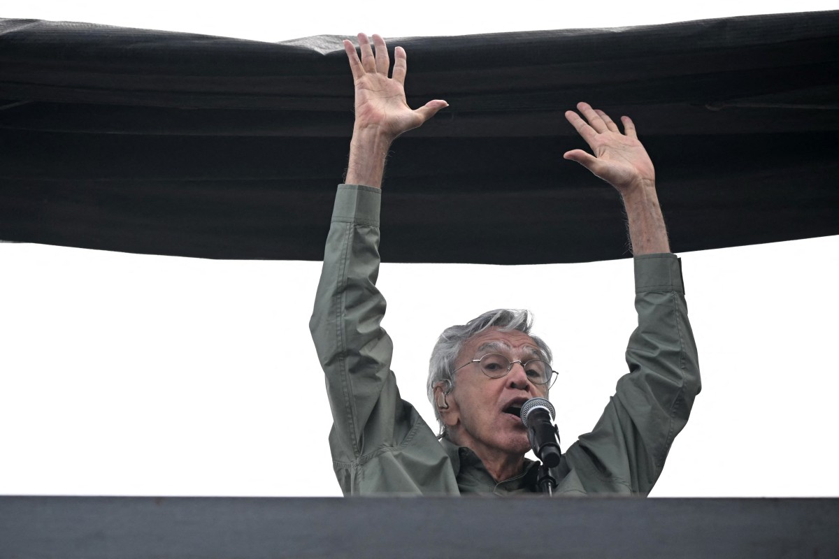 caetano,-gil-e-outros-artistas-participam-de-ato-contra-anistia-no-rio