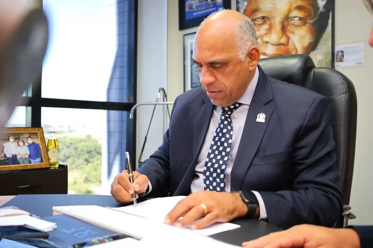 auditoria-aponta-falhas-da-gestao-rogerio-cruz-nas-maternidades-de-goiania