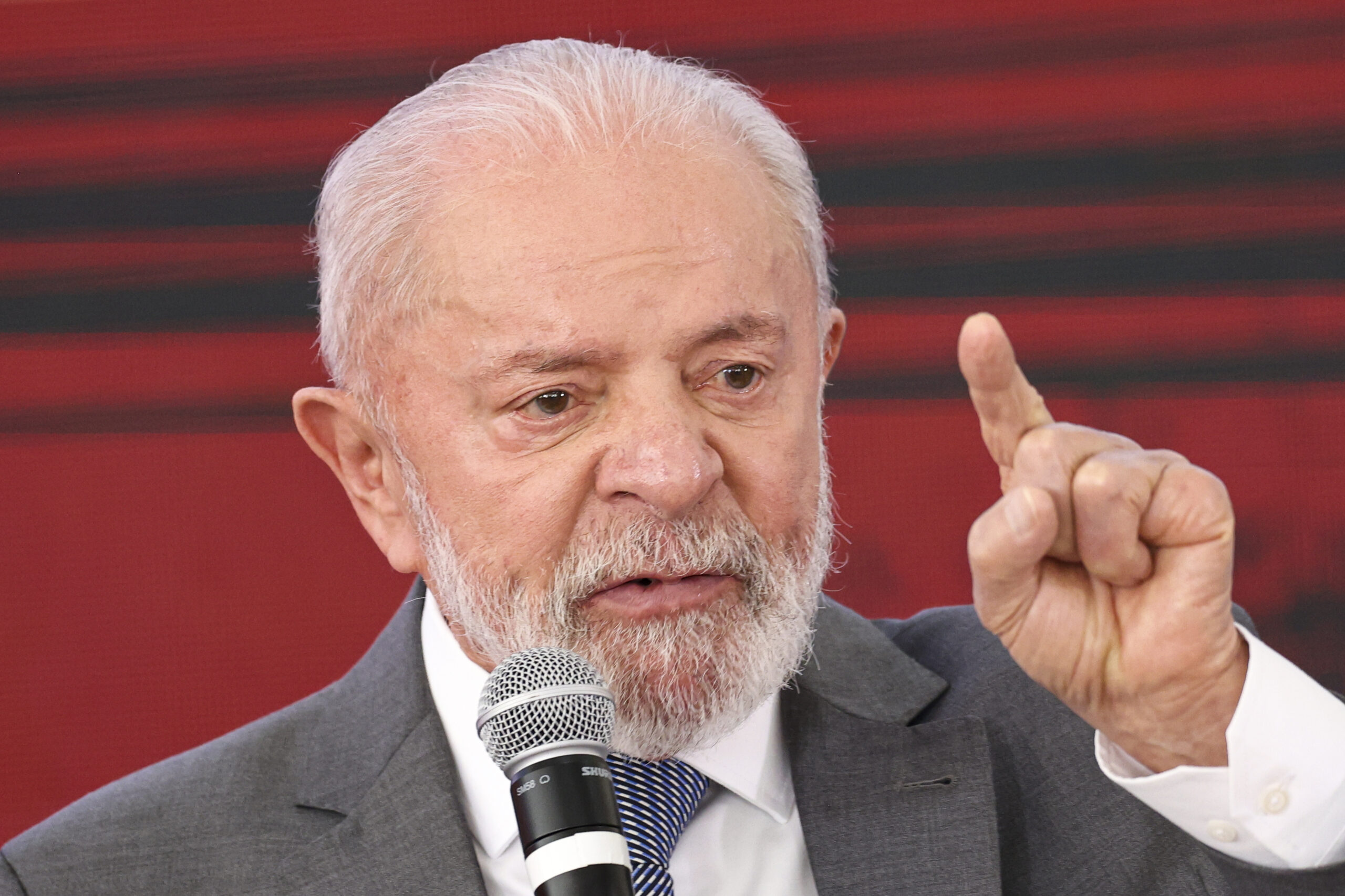 lula-acena-para-evangelicos-e-anuncia-que-musica-gospel-sera-patrimonio-brasileiro