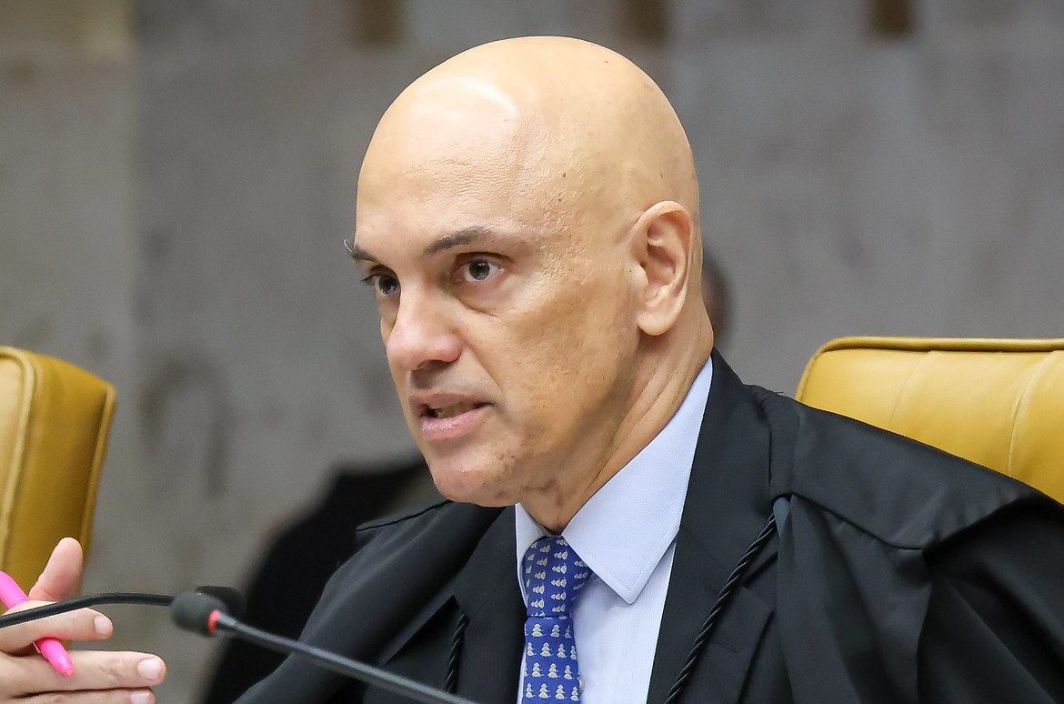 moraes-autoriza-oitiva-de-bolsonaro-sobre-material-achado-no-alvorada