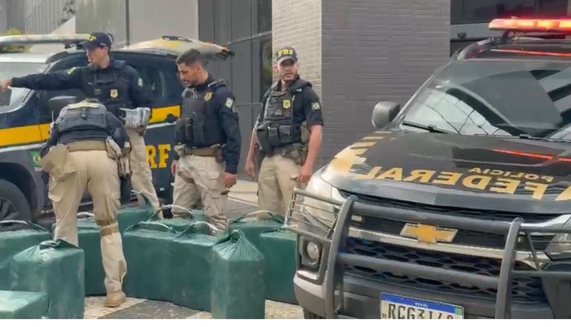 prf-e-pf-apreendem-mais-de-uma-tonelada-de-cocaina-em-goias-e-tocantins