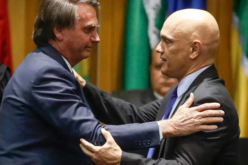 moraes-autoriza-internacao-de-bolsonaro-para-realizacao-de-cirurgia
