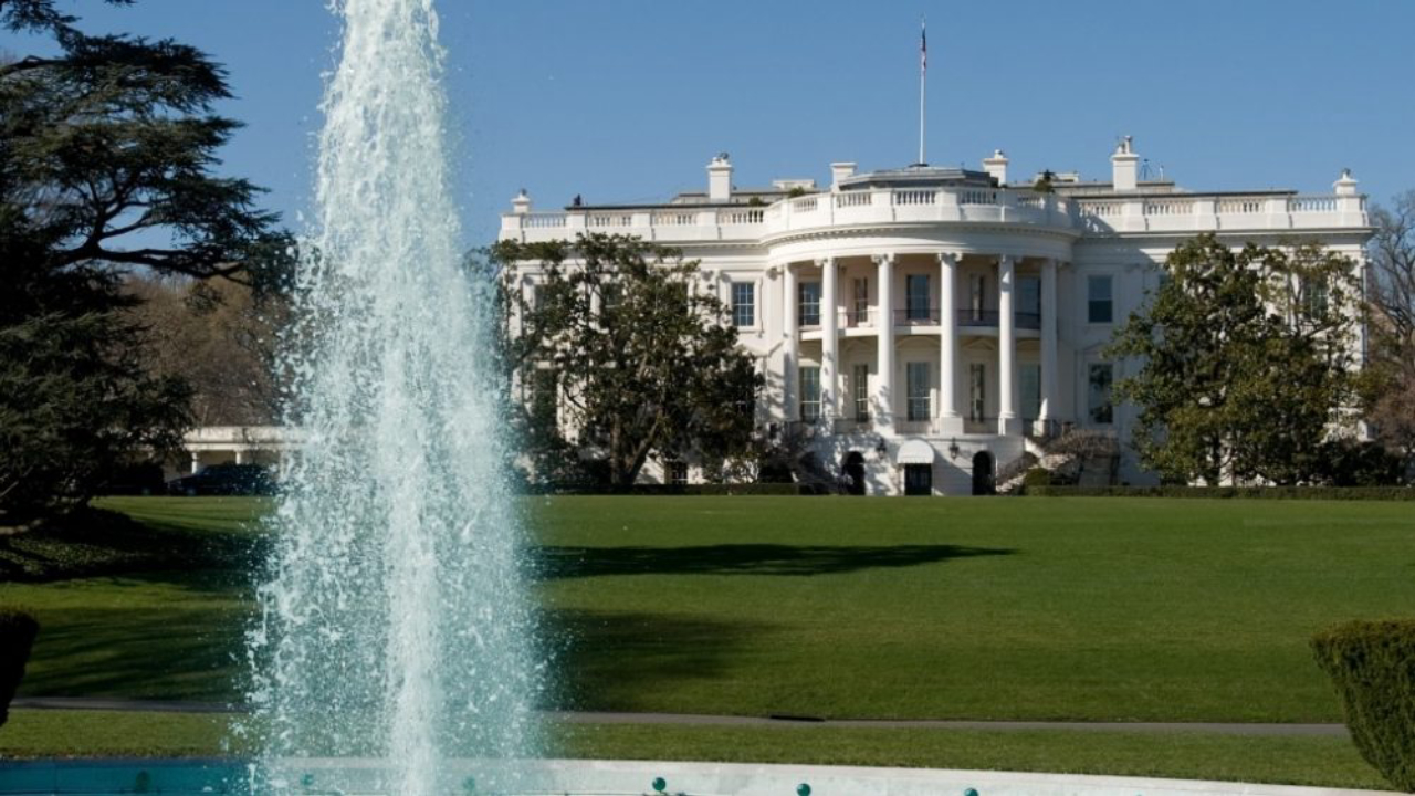 governo-planeja-promover-diplomatas-aliados-de-trump