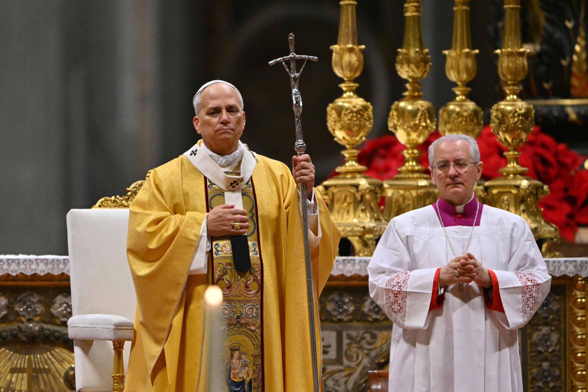 em-sua-1a-missa-do-galo,-papa-leao-xiv-defende-pobres,-estrangeiros-e-criancas