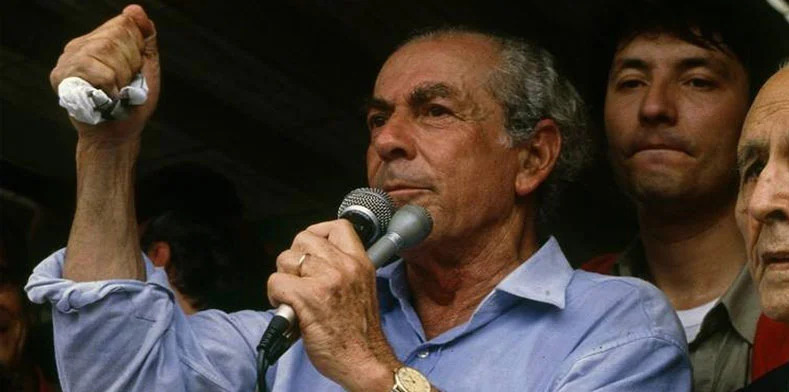 vereador-protagoniza-gafe-ao-convidar-brizola-para-sessao-em-camara-no-rs