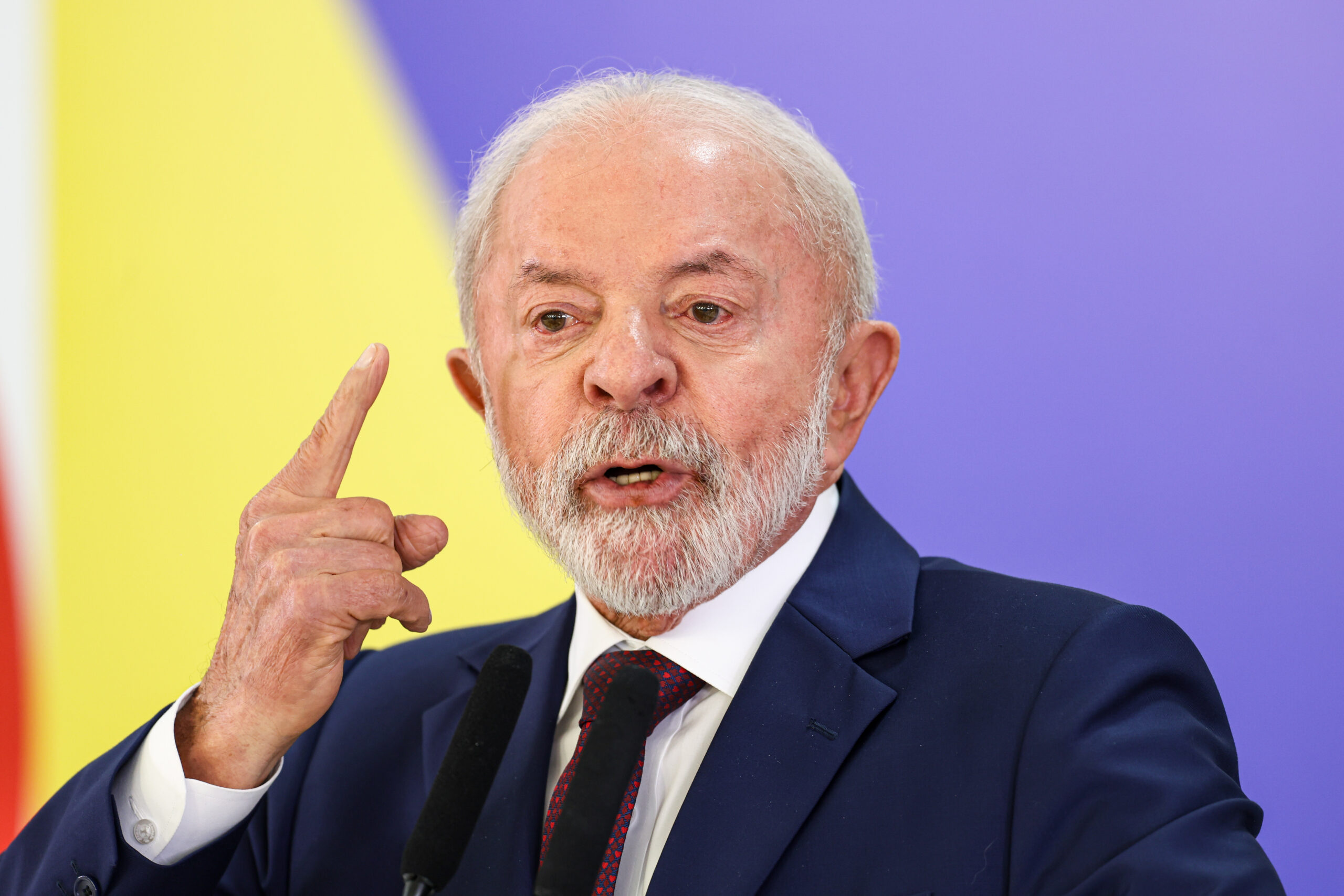 ataques-dos-eua-sao-uma-‘afronta-gravissima-a-soberania-da-venezuela’,-diz-lula