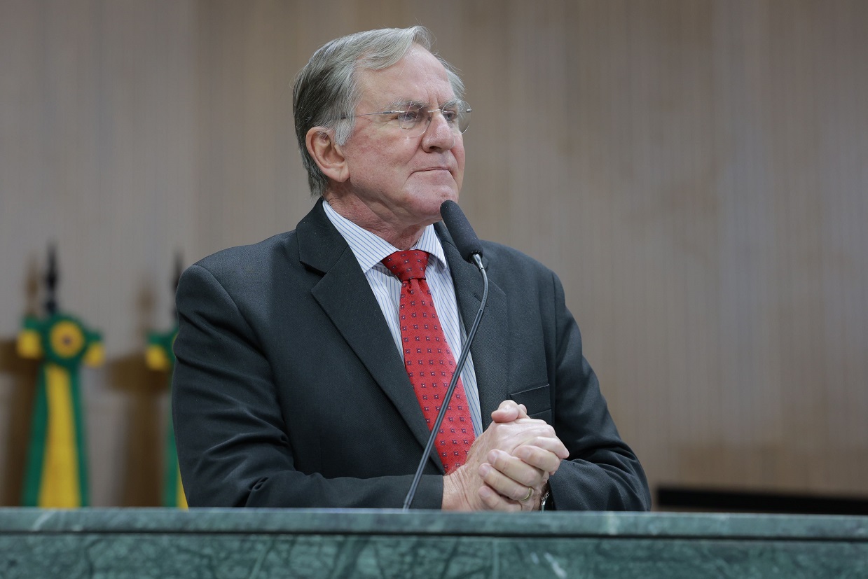 antonio-gomide-tem-quadro-clinico-estavel-apos-cirurgia-na-coluna