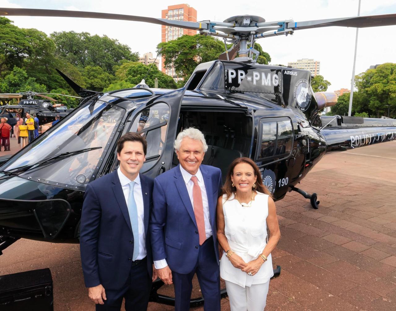 caiado-amplia-frota-aerea-das-policias-com-entrega-de-novos-helicopteros