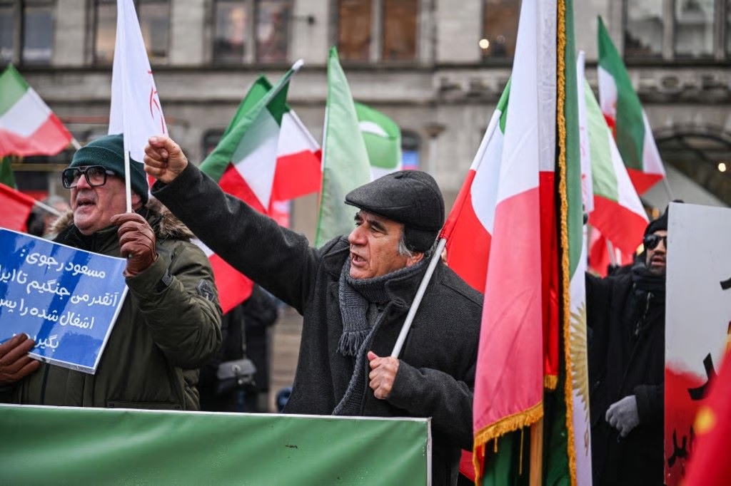 ira-sinaliza-julgamentos-e-execucoes-para-manifestantes;-numero-de-mortos-ultrapassa-2,5-mil