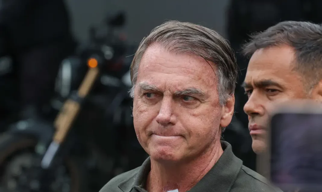 bolsonaro-passa-a-cumprir-pena-em-cela-de-54-metros-quadrados-com-area-externa
