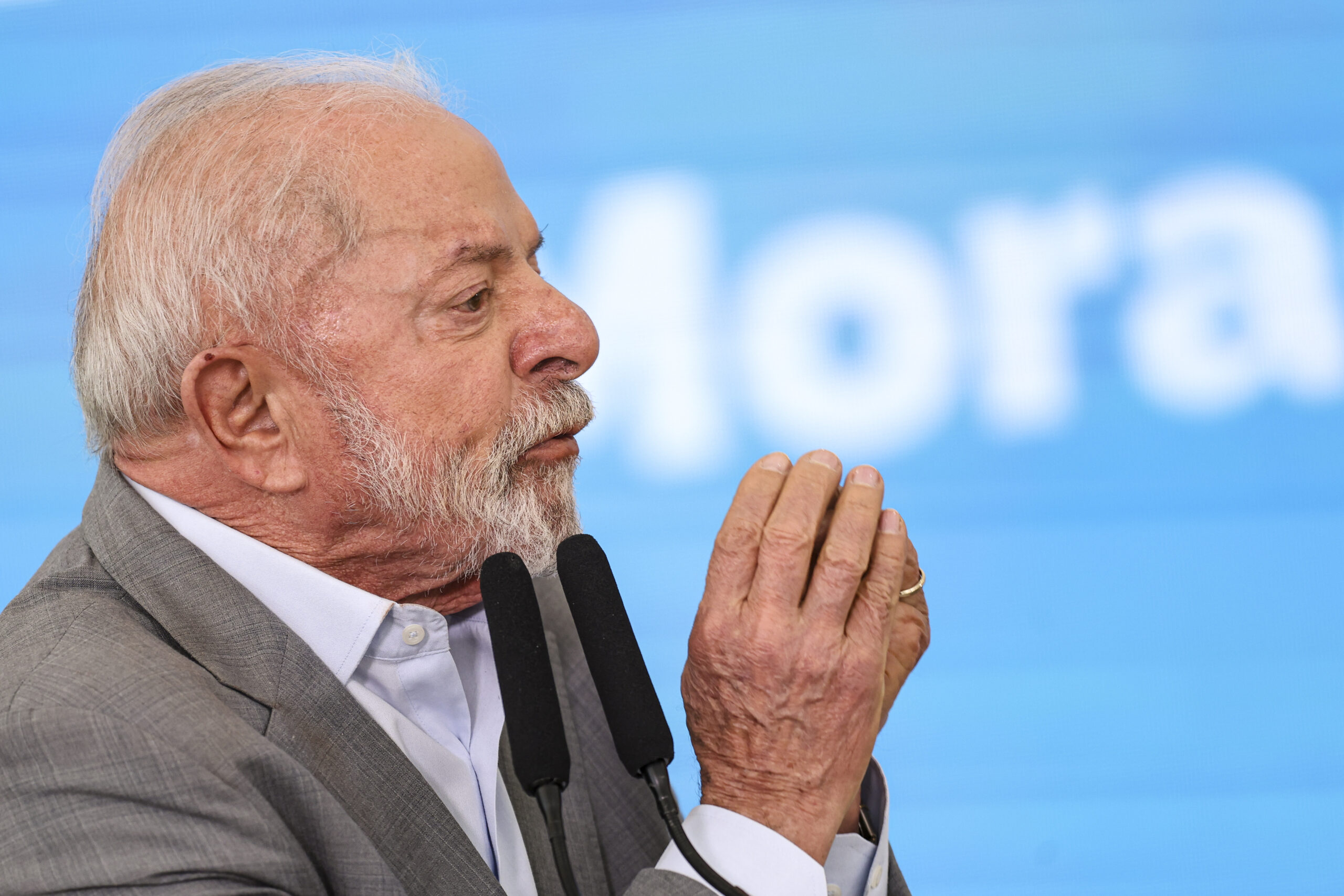 ataque-dos-eua-a-venezuela-e-preocupante-e-traz-instabilidade-e-violencia,-diz-lula-ao-nyt