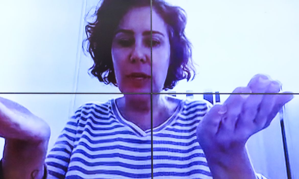 tribunal-italiano-adia-julgamento-de-extradicao-de-carla-zambelli