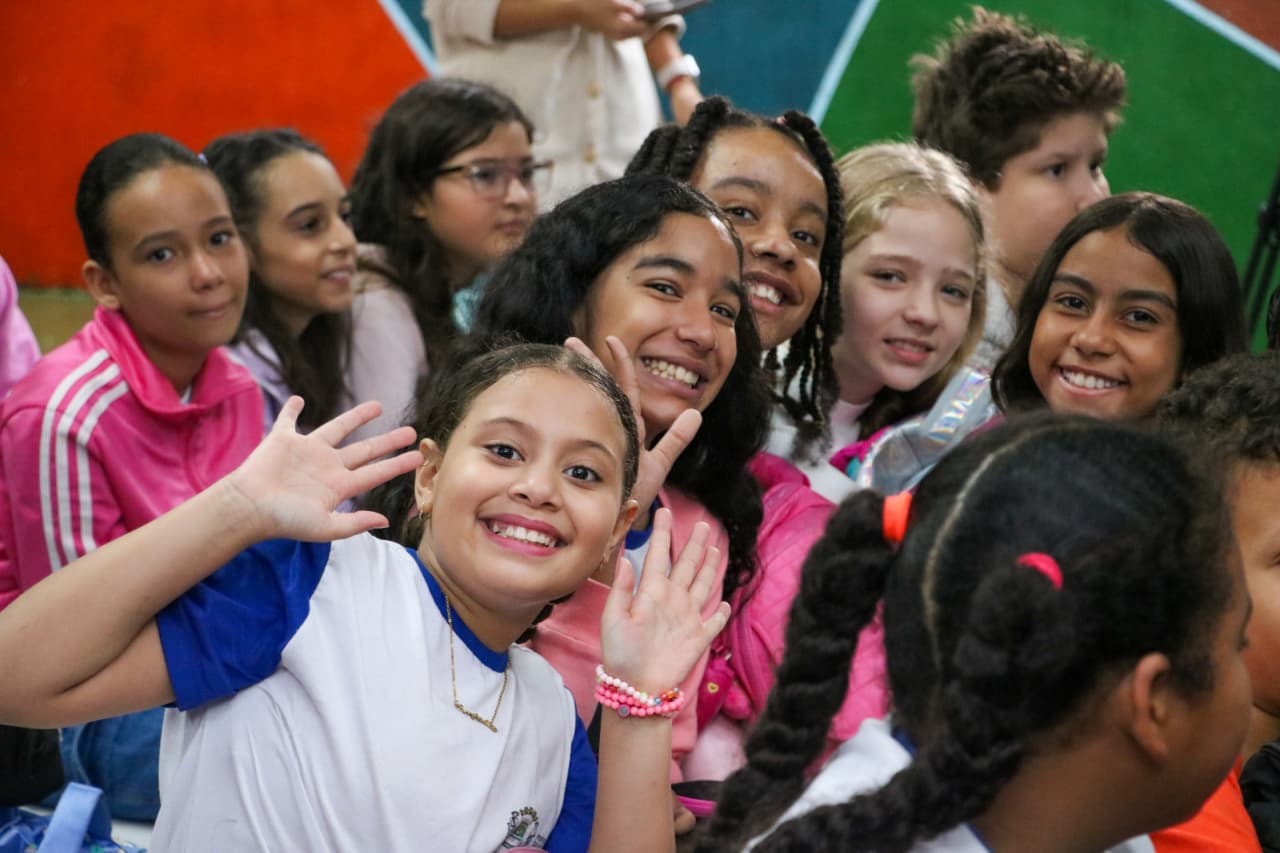 goiania-inicia-volta-as-aulas-na-rede-municipal-com-120-mil-alunos