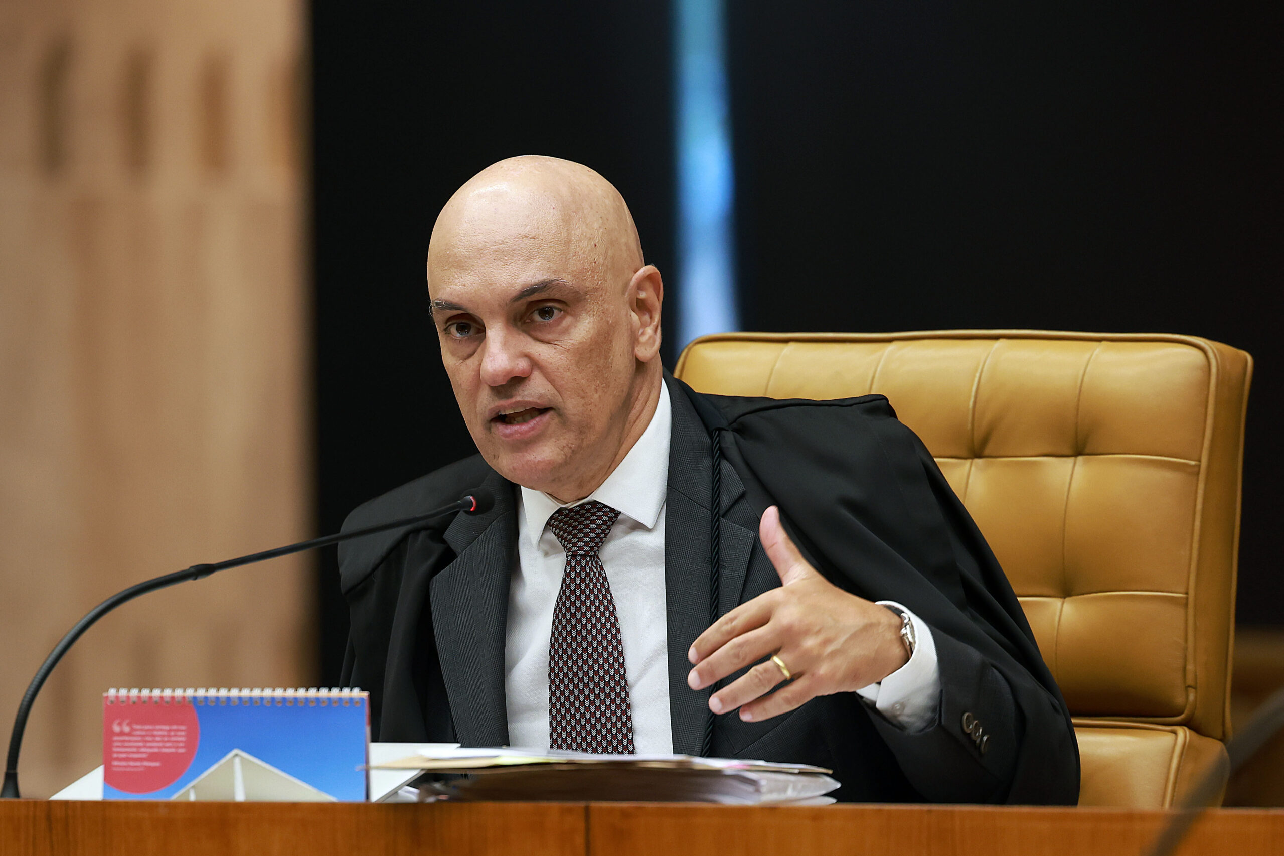 moraes-derruba-trechos-de-decreto-de-nunes-que-regulamenta-servico-de-moto-por-app-em-sp