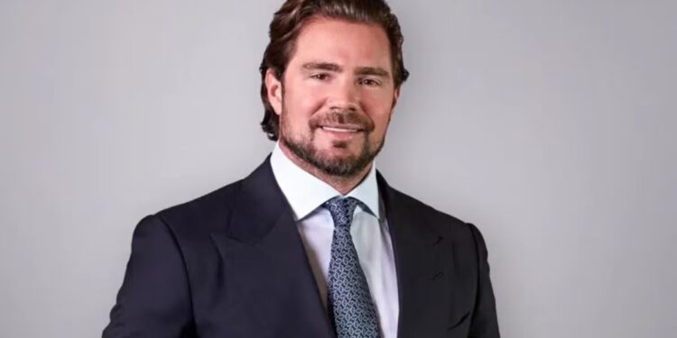  manifestantes-pedem-delacao-de-vorcaro-em-ato-contra-o-master-convocado-pelo-mbl