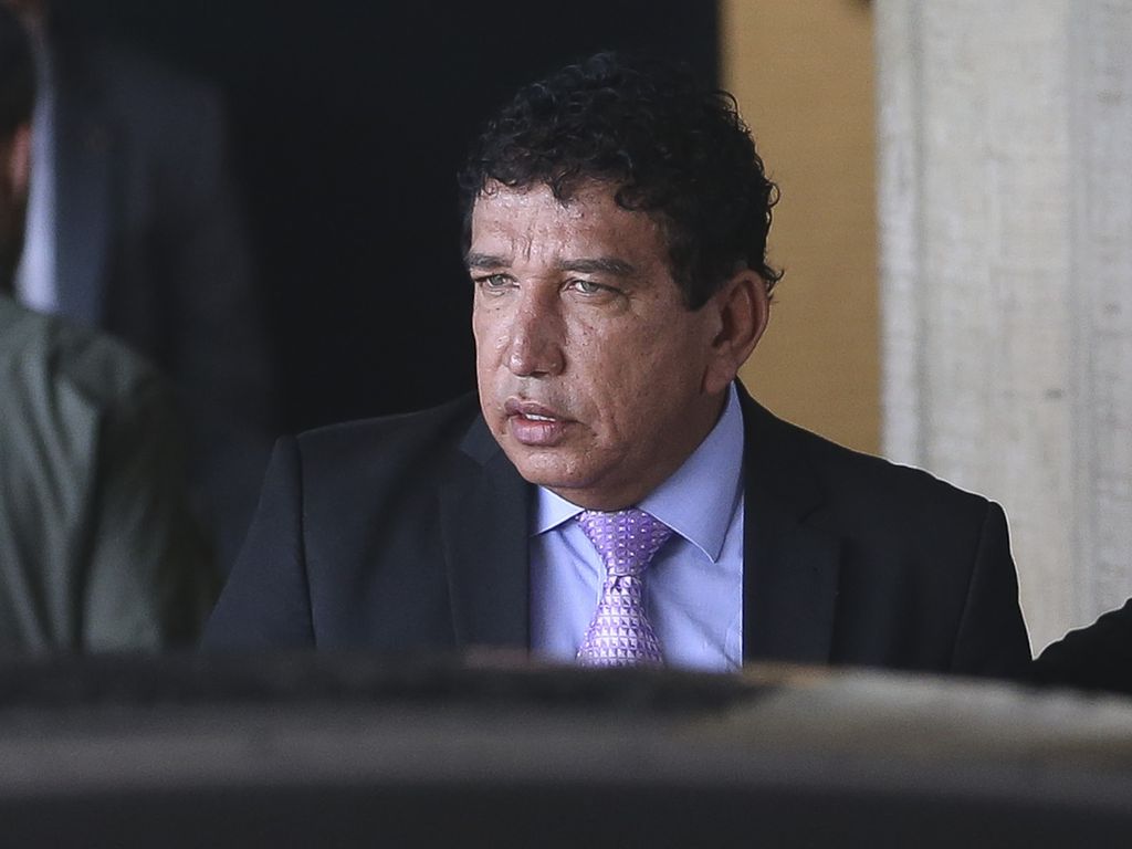 magno-malta-tenta-visitar-bolsonaro,-mas-e-impedido-por-falta-de-autorizacao-do-stf