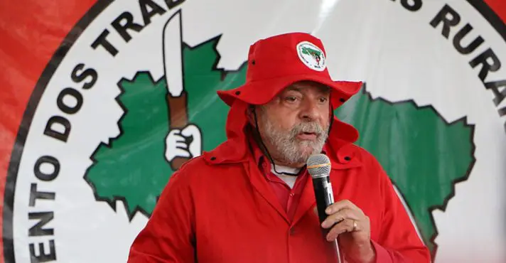 lula-vai-a-ato-do-mst-e-diz-que-esta-pronto-para-enfrentar-fascistas-na-eleicao